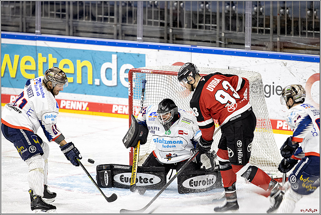 PENNY DEL;  Koelner Haie - Iserlohn Roosters; Koeln, 20.02.2022